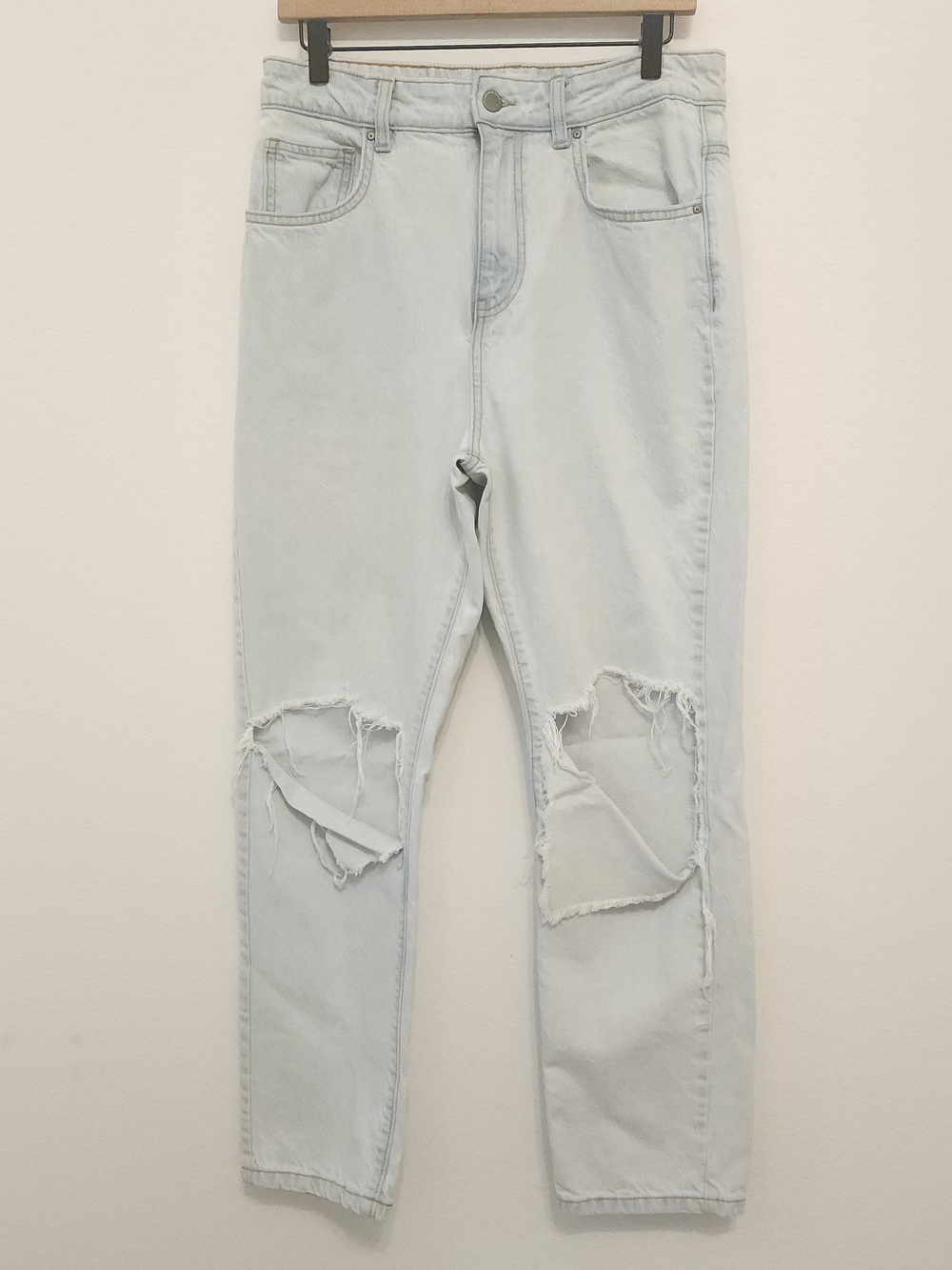 Cotton On Light Wash Distressed Ripped Mom Jeans - Size 8